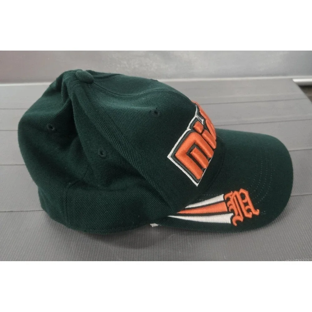VTG Miami Hurricanes Hat Cap Embroidered American Needle Fitted 7.5 Collegiate